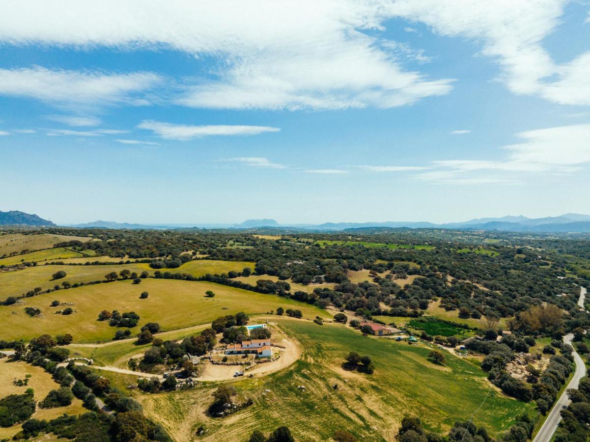 Agriturismo Bed And Breakfast Tanca Taroni Telti エクステリア 写真