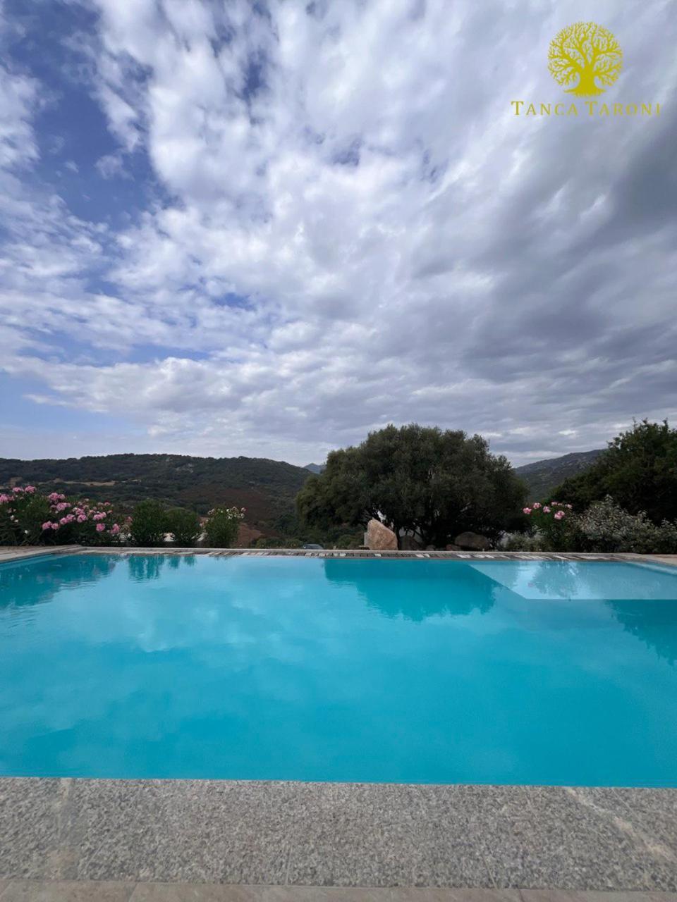 Agriturismo Bed And Breakfast Tanca Taroni Telti エクステリア 写真