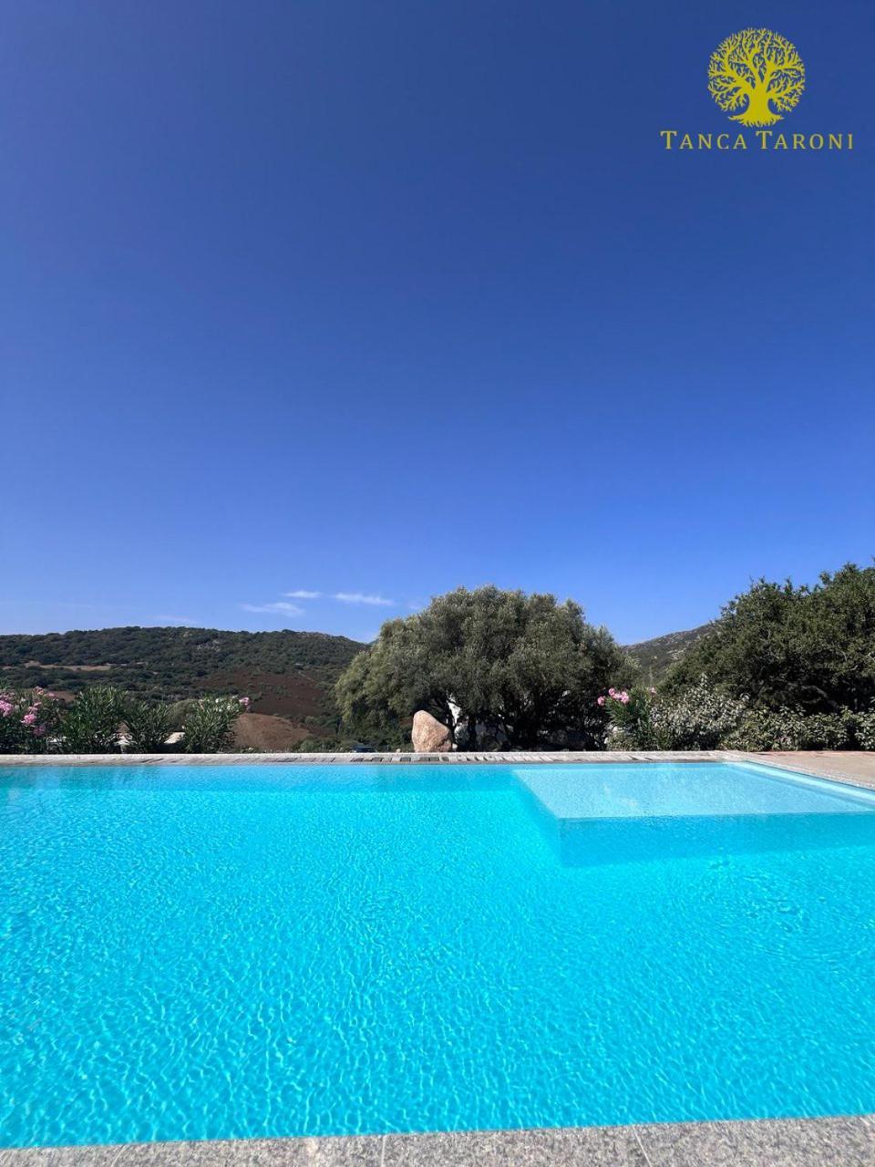 Agriturismo Bed And Breakfast Tanca Taroni Telti エクステリア 写真