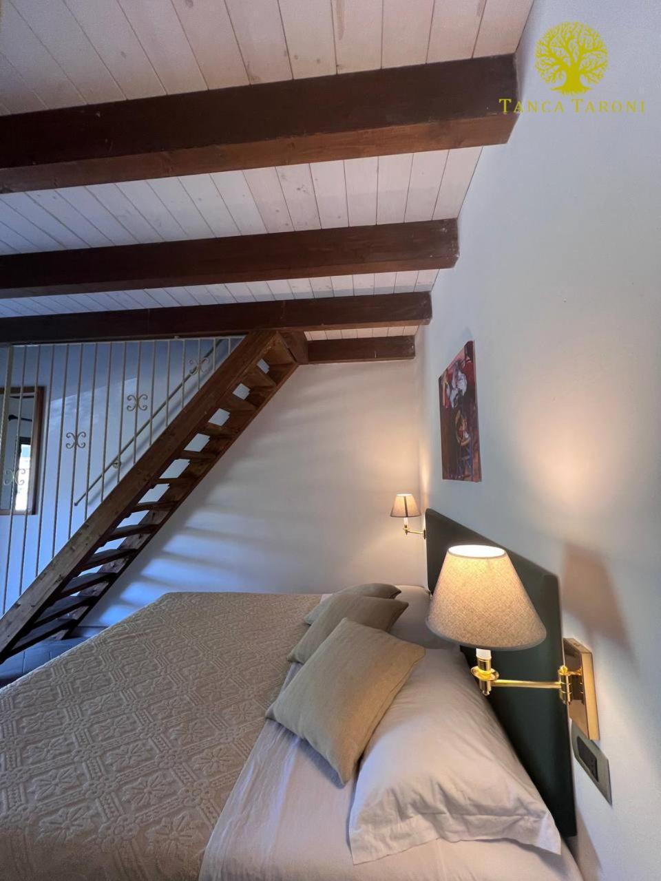 Agriturismo Bed And Breakfast Tanca Taroni Telti エクステリア 写真